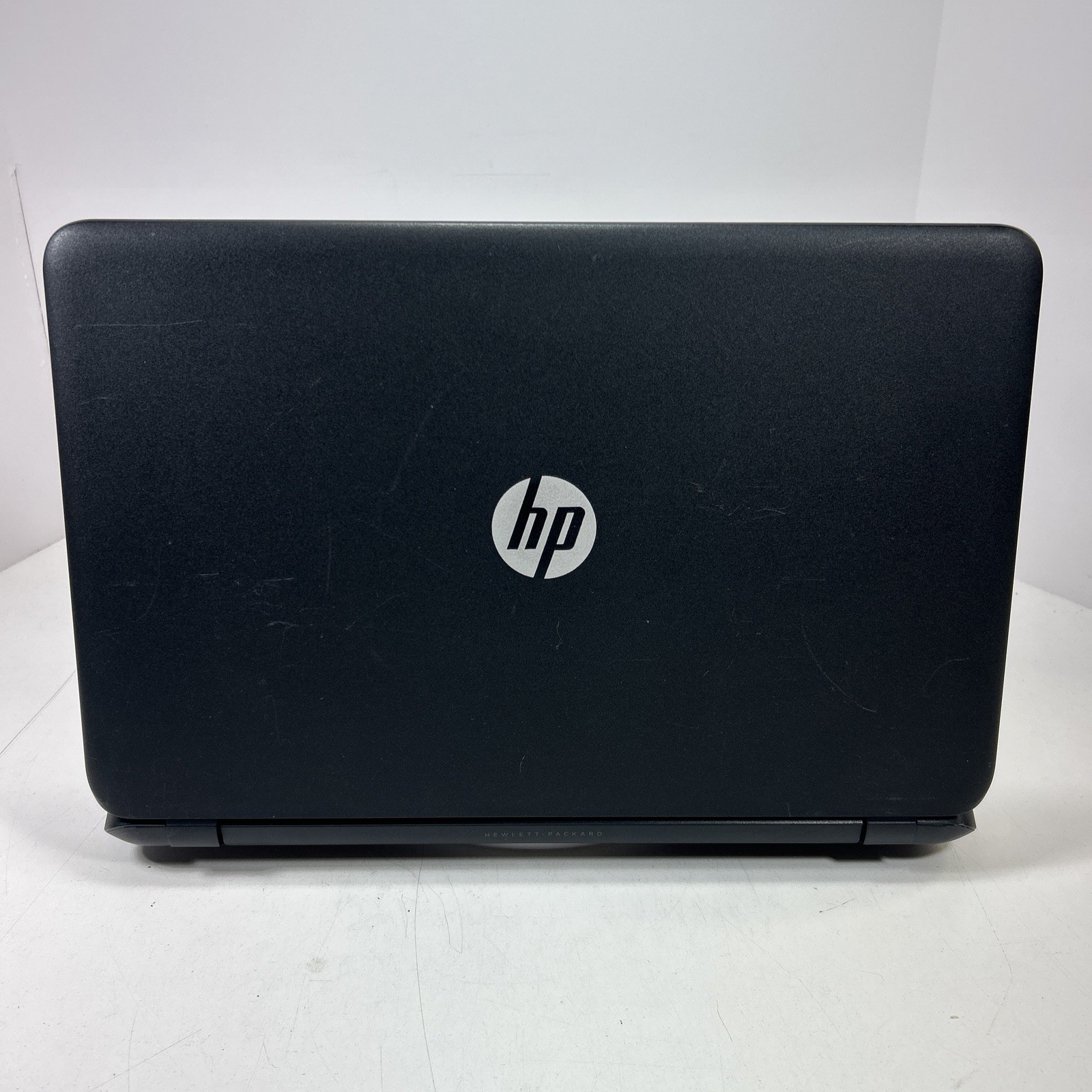 HP 15-f222wm INTEL PENTIUM N3540@2.16GHz 4GB RAM 500GB HDD Win 10 Home Needs 🔋