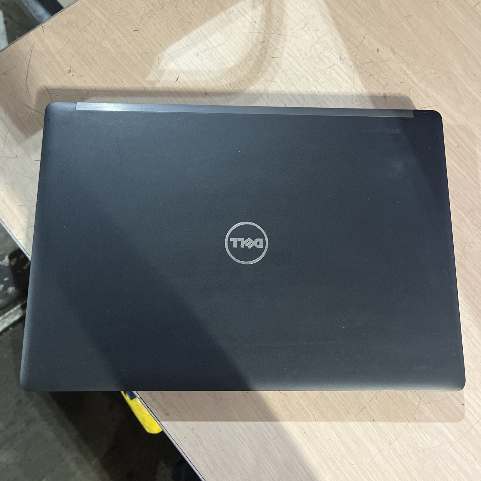 DELL LATITUDE 5280 INTEL CORE I3-7100U 2.40GHZ 8GB RAM NO HD ,,