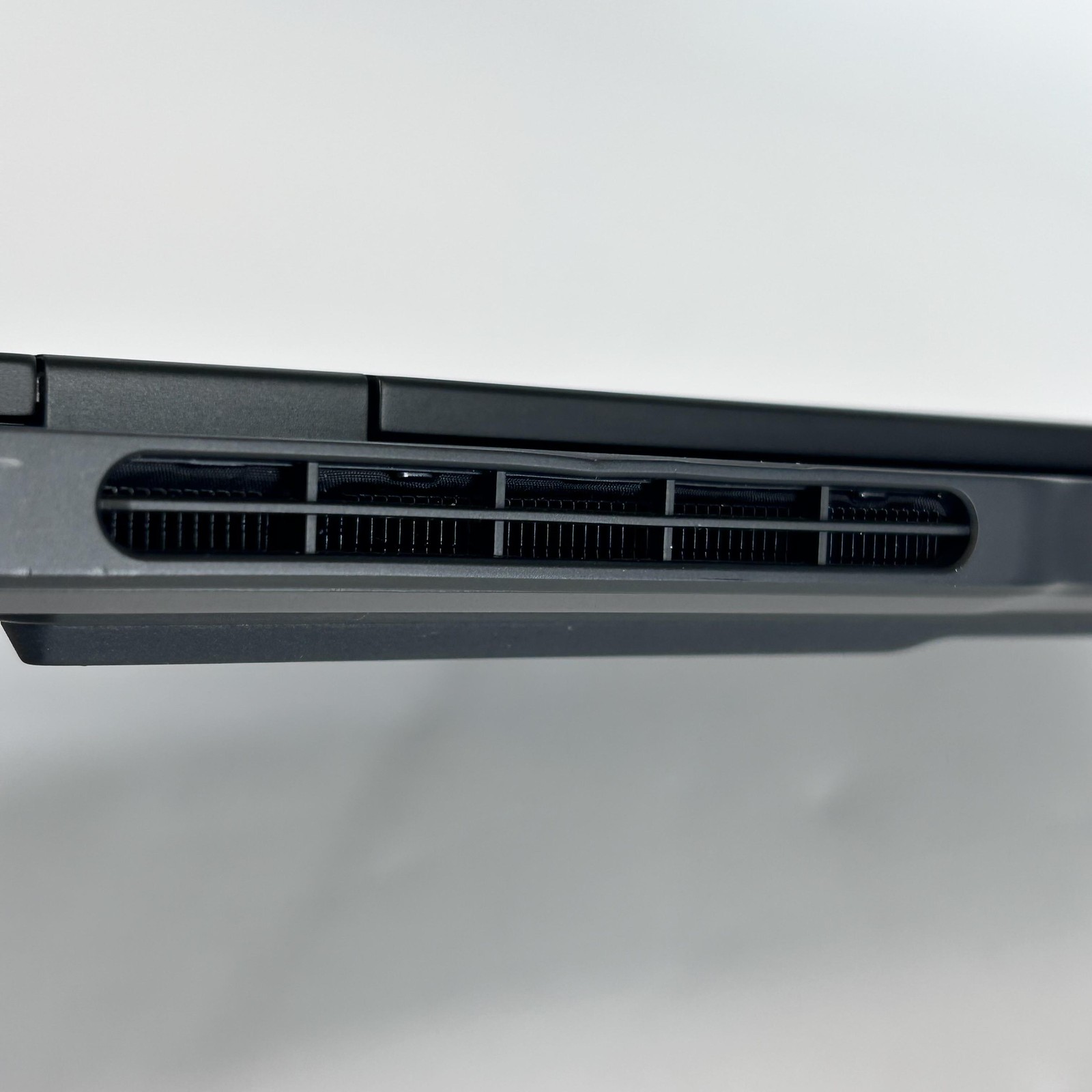 Lenovo Legion Slim 7 15.6 4K 3.3GHz Ryzen 9 5900HX 16GB 1TB SSD RTX 3050 Ti Good