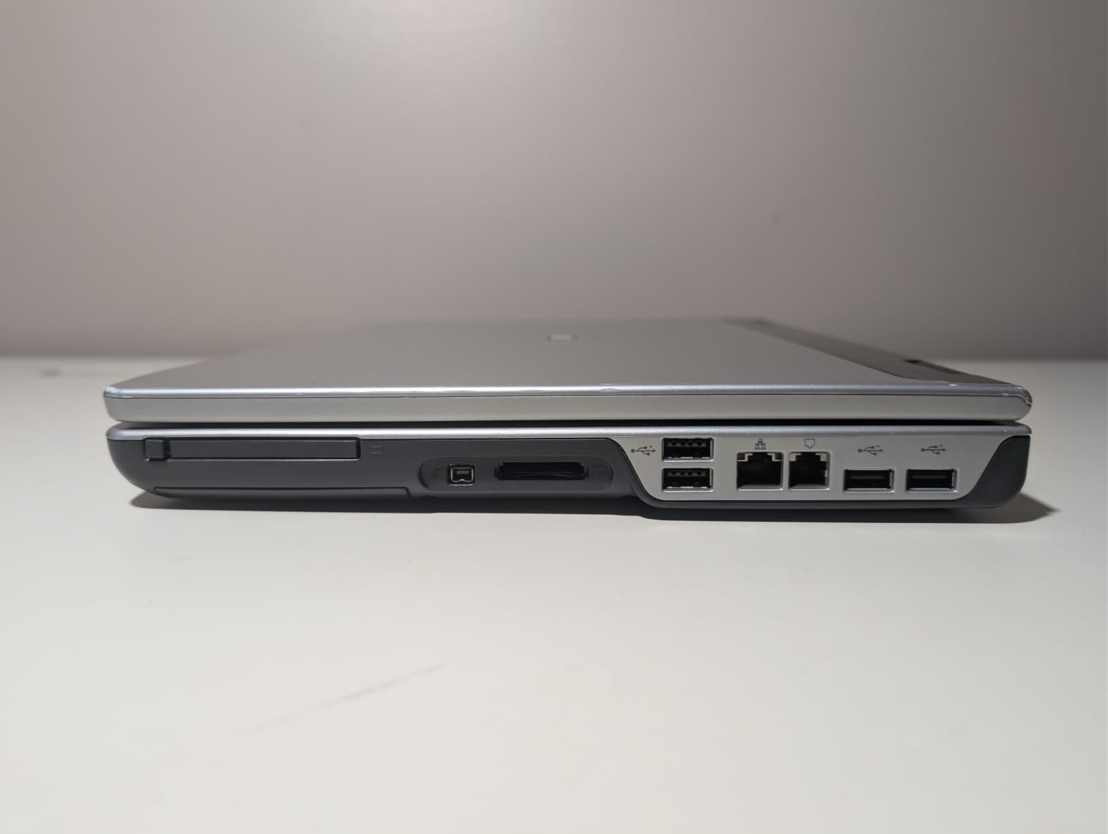 15″ Gateway M465-E | Core 2 Duo T5500 4GB RAM 320GB HDD | Win 7 Pro | DVD
