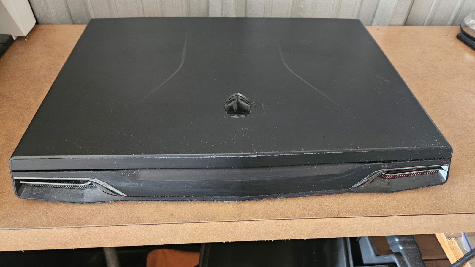 Alienware M17X R3 Laptop i7-2820QM 2GHz 4GB RAM 699GB HDD/112GB S RED