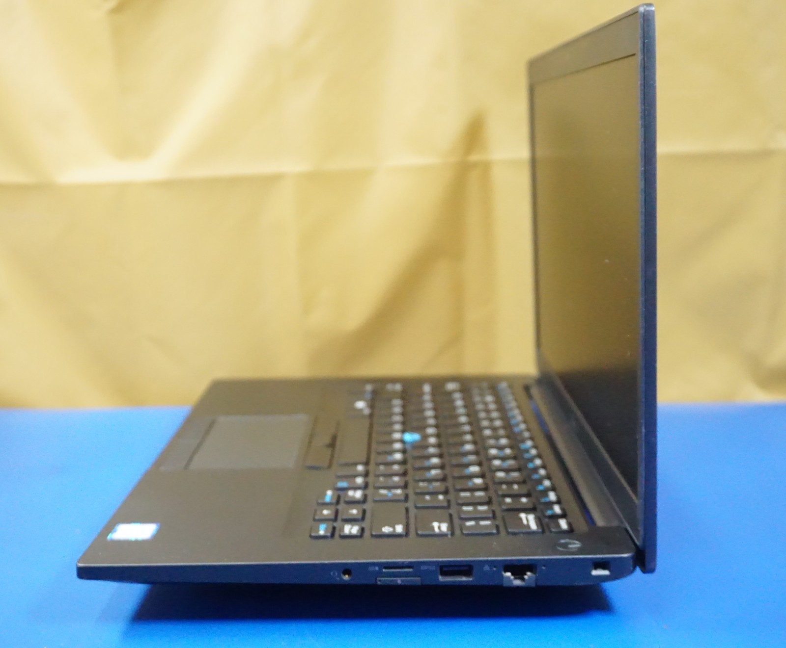 Dell Latitude 7490 Intel i5-8350U @ 1.70GHz 16 GB RAM NO OS / NO SSD