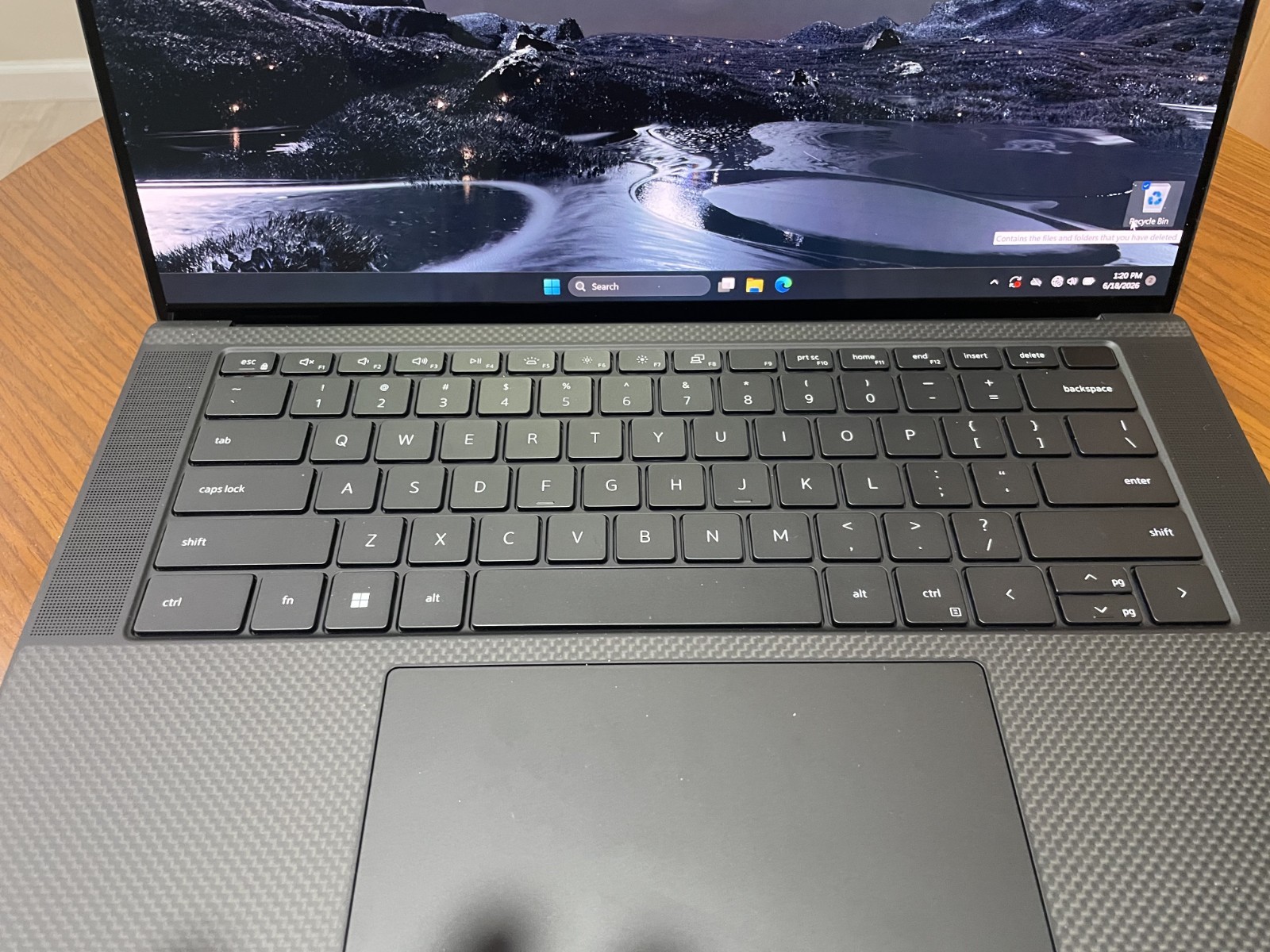 Dell XPS 15 9530 3.5K OLED Touch i7-13700H 32GB 1TB SSD RTX 4050 – 100% Battery