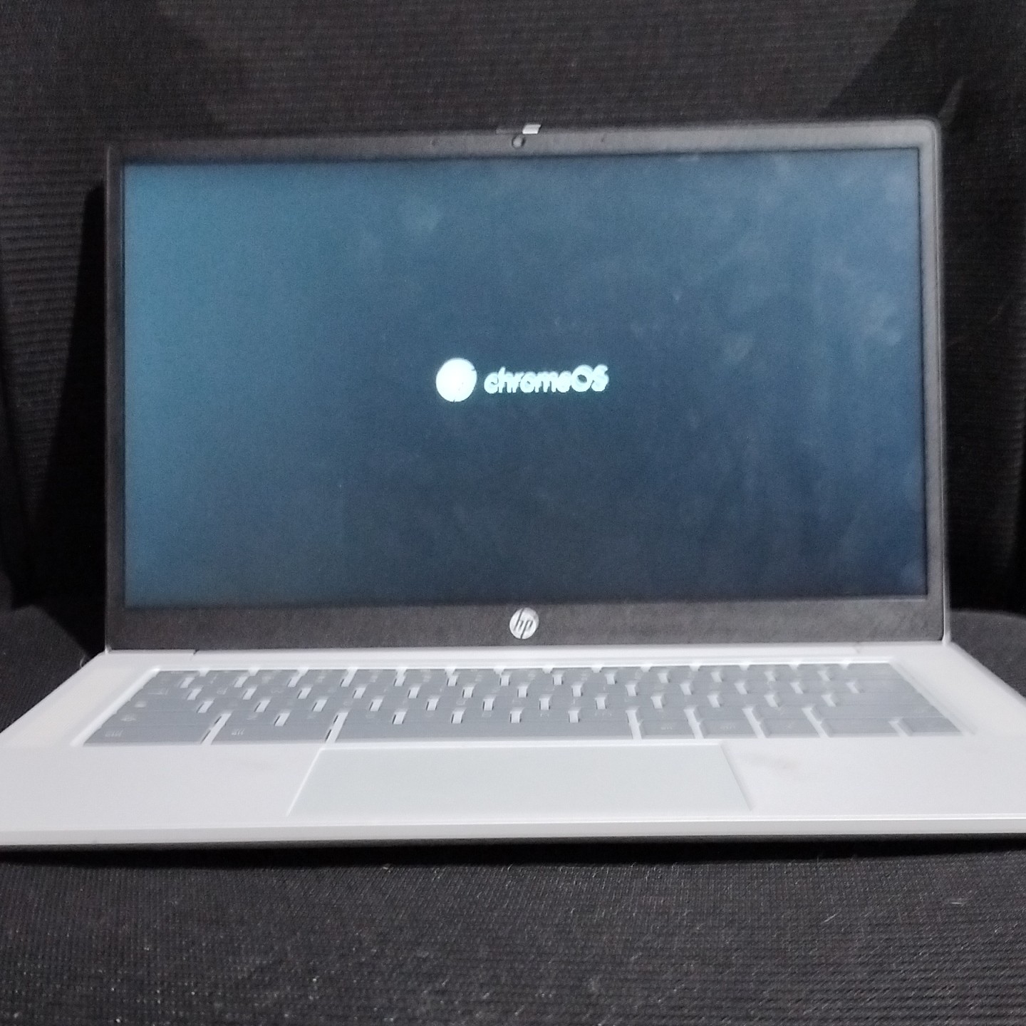 !!READ DESCRIPTION!! 14″ HP Chromebook 128GB STORAGE (14a-nf0131wm)