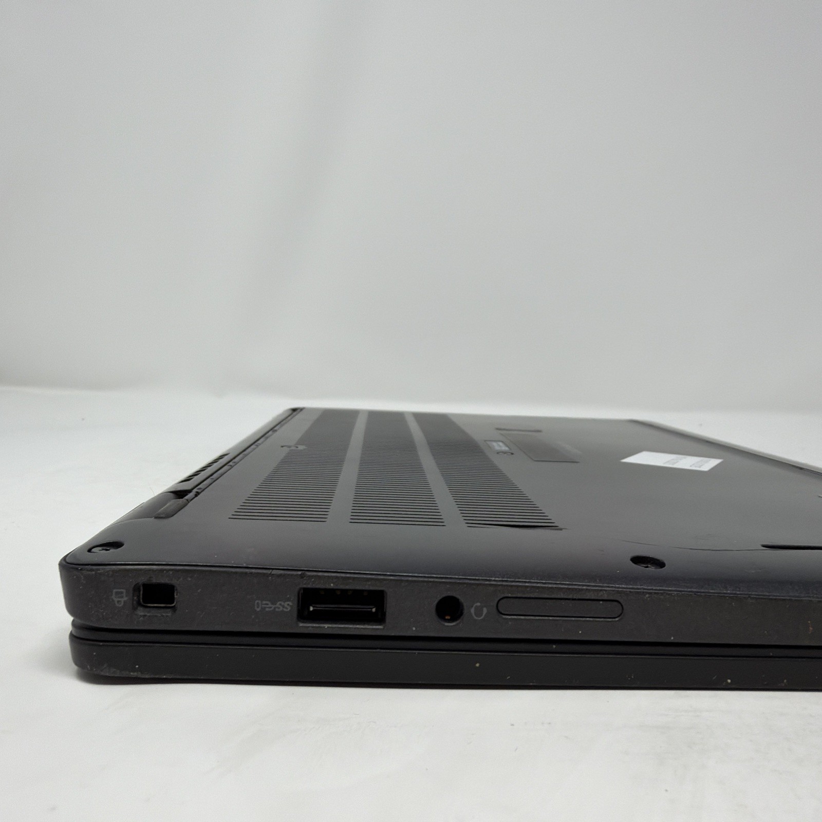 Dell Latitude 7310 i5-10310U 8GB 256GB SSD 13.3″ FHD Win11 Pro