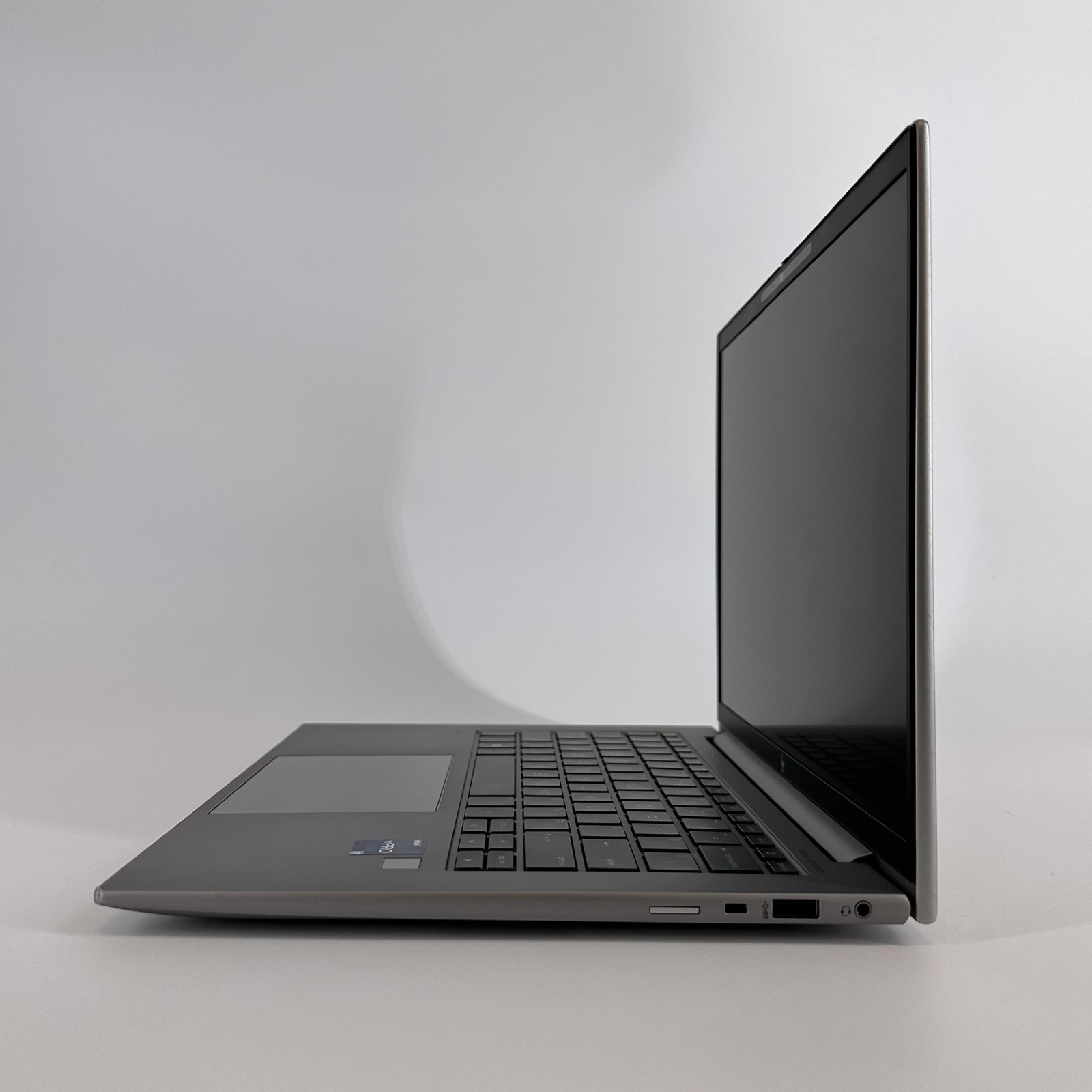 HP ZBook Firefly 14 G10 FHD+ 1.9 GHz i7-1370P 16GB 512GB SSD Good – BEZEL SPLIT