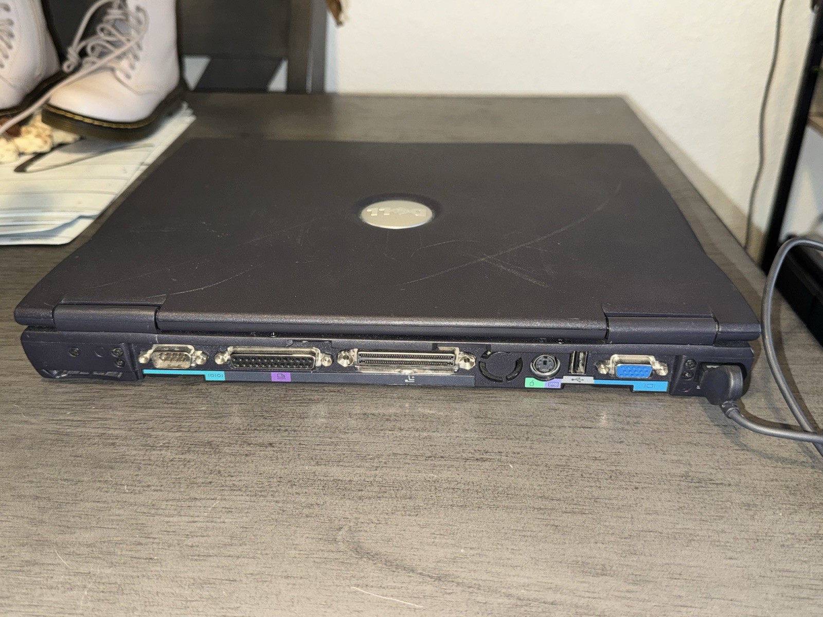 Dell Latitude C610 PP01L Pentium III 1GHz 1GB RAM 40GB HDD Windows 2000 Laptop