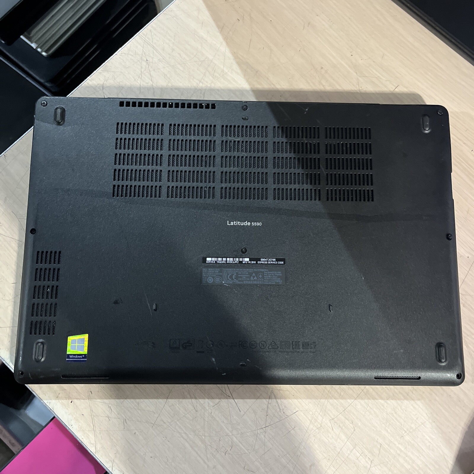 DELL LATITUDE 5590 INTEL CORE I5 8TH GEN 8GB RAM NO HD