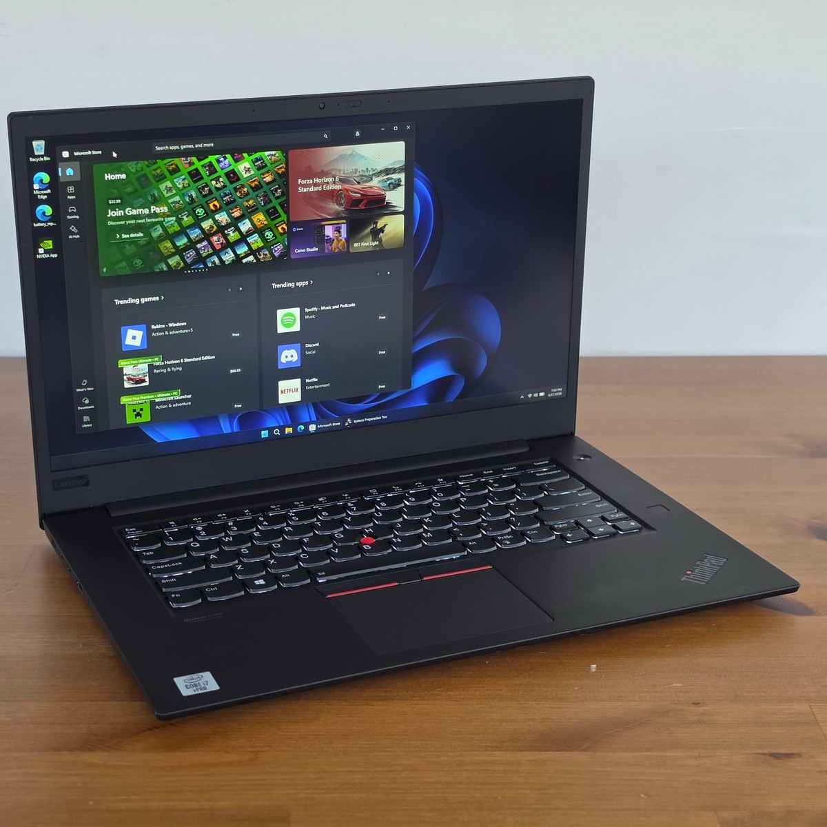Lenovo ThinkPad P1 Gen 3 i7-10875H 16GB 15″ FHD 1920×1080 512GB SSD NVIDIA T1000
