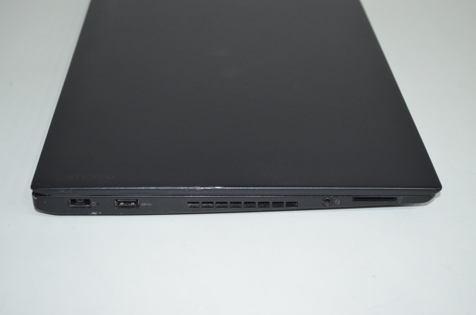 Lenovo ThinkPad T470s – Intel Core i5-7300U 2.60 GHz – 8GB RAM – No HDD