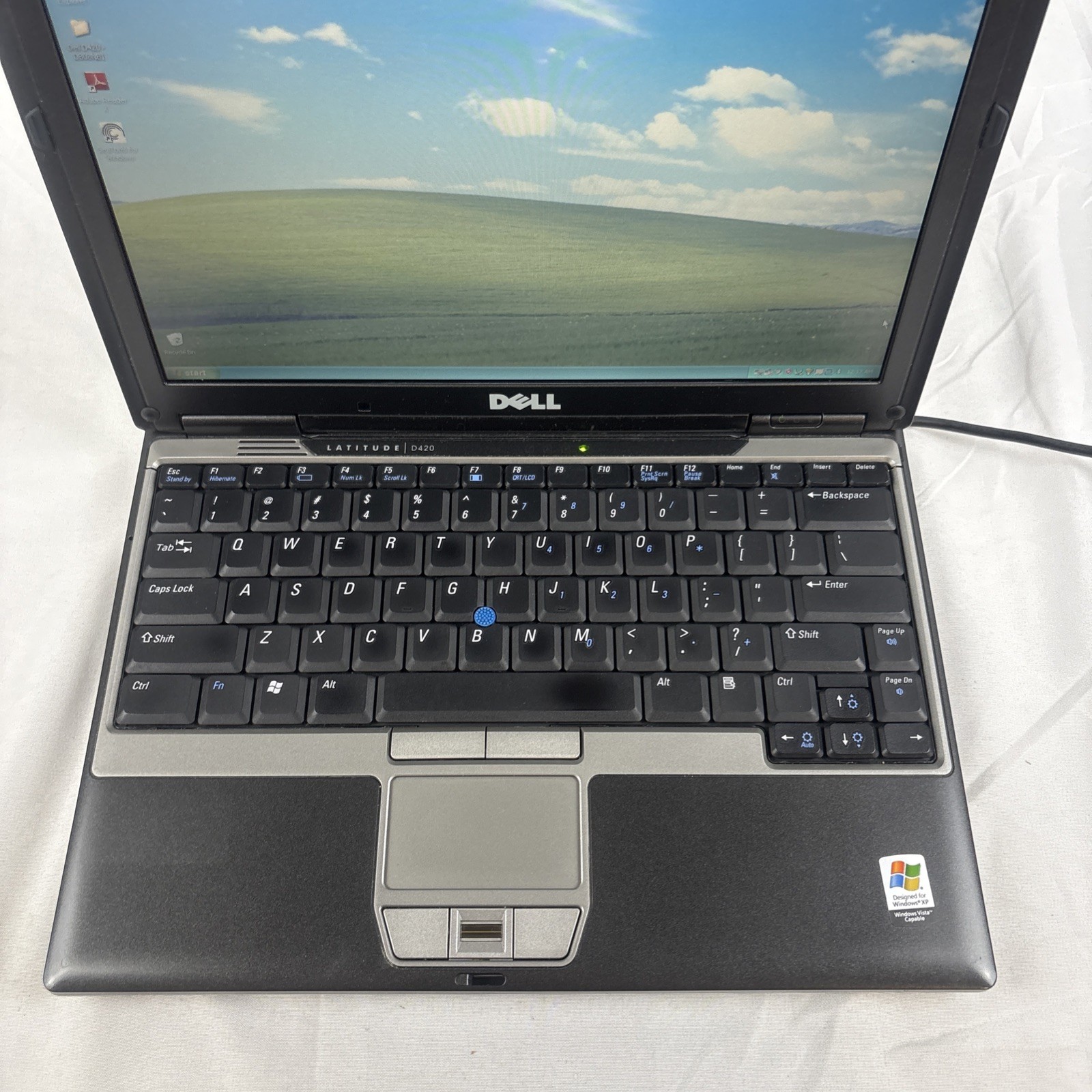 Dell Latitude D420 Intel Core Solo DDR2 HDD 60GB Windows XP w/ Charger