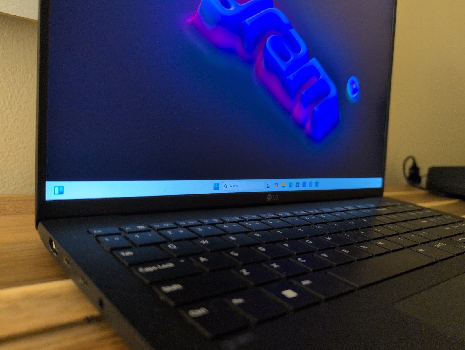 Laptop 17 Intel i7 13th Gen 32GB RAM 2TB SSD RTX3050 Black LG gram Lightweight
