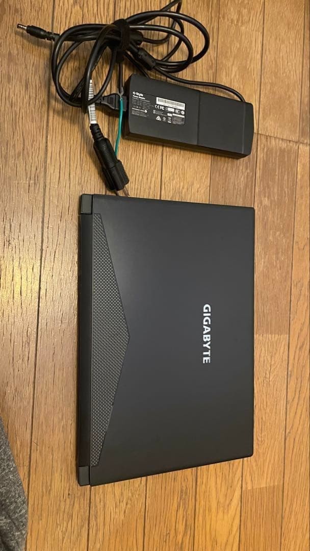 GIGABYTE Aero 15X 15.6″i7-7700HQ 16GB 512GB SSD GeForce GTX 1070 (Max-Q)