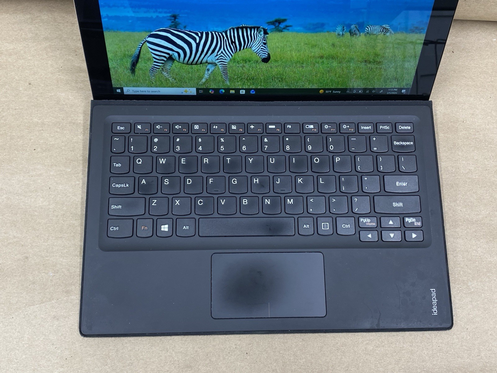 Lenovo 80QL – 12″ 2160*1440 – m5-6y54 – 4GB – 128GB SSD – Windows 10 Pro