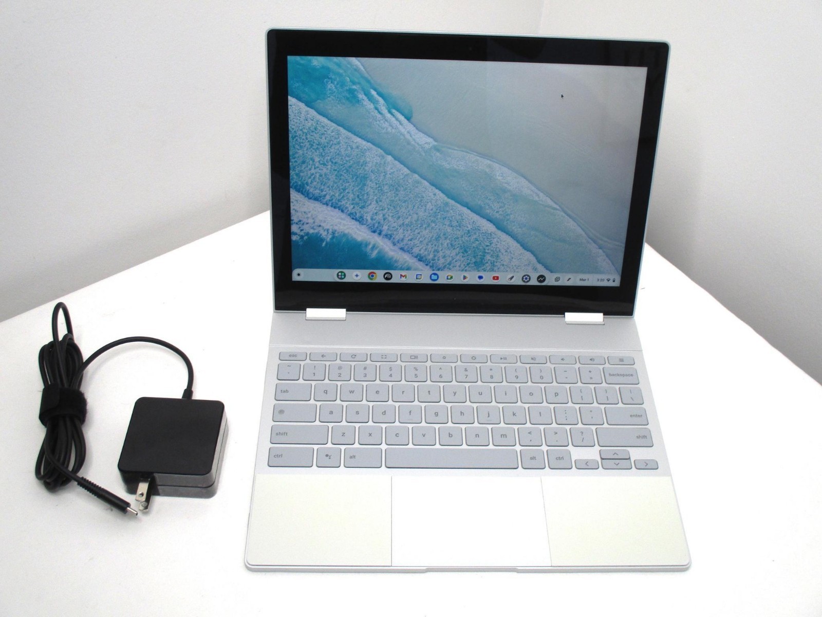 Google Pixelbook C0A Chrome 12.3″ TouchScreen i7-7Y75 16GB 512GB Wi-Fi – READ