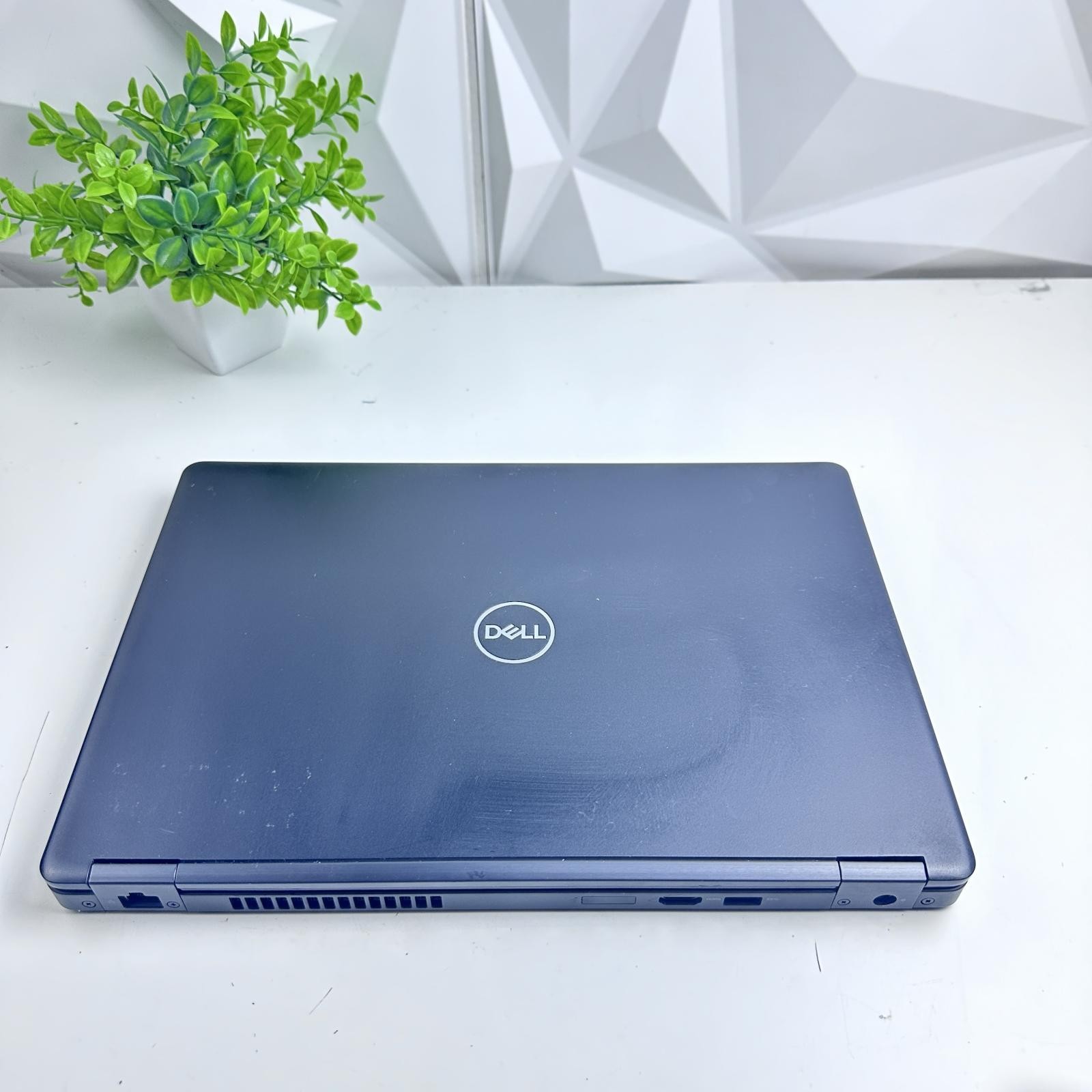 DELL Latitude 5490 Laptop, 14″ HD, i5-8350U, 16GB, 256GB SSD *Pls READ*