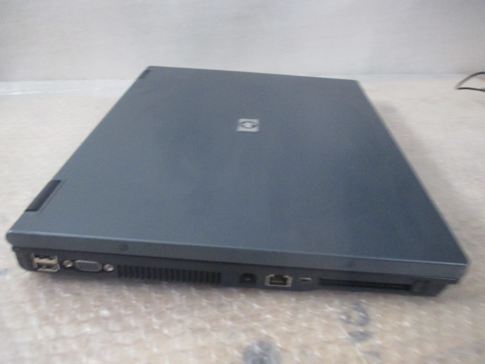Vintage HP Compaq nc6120 1.73Ghz , 512MB Ram, DVDRW, NO HDD, ,BIOS BOOT, AS IS