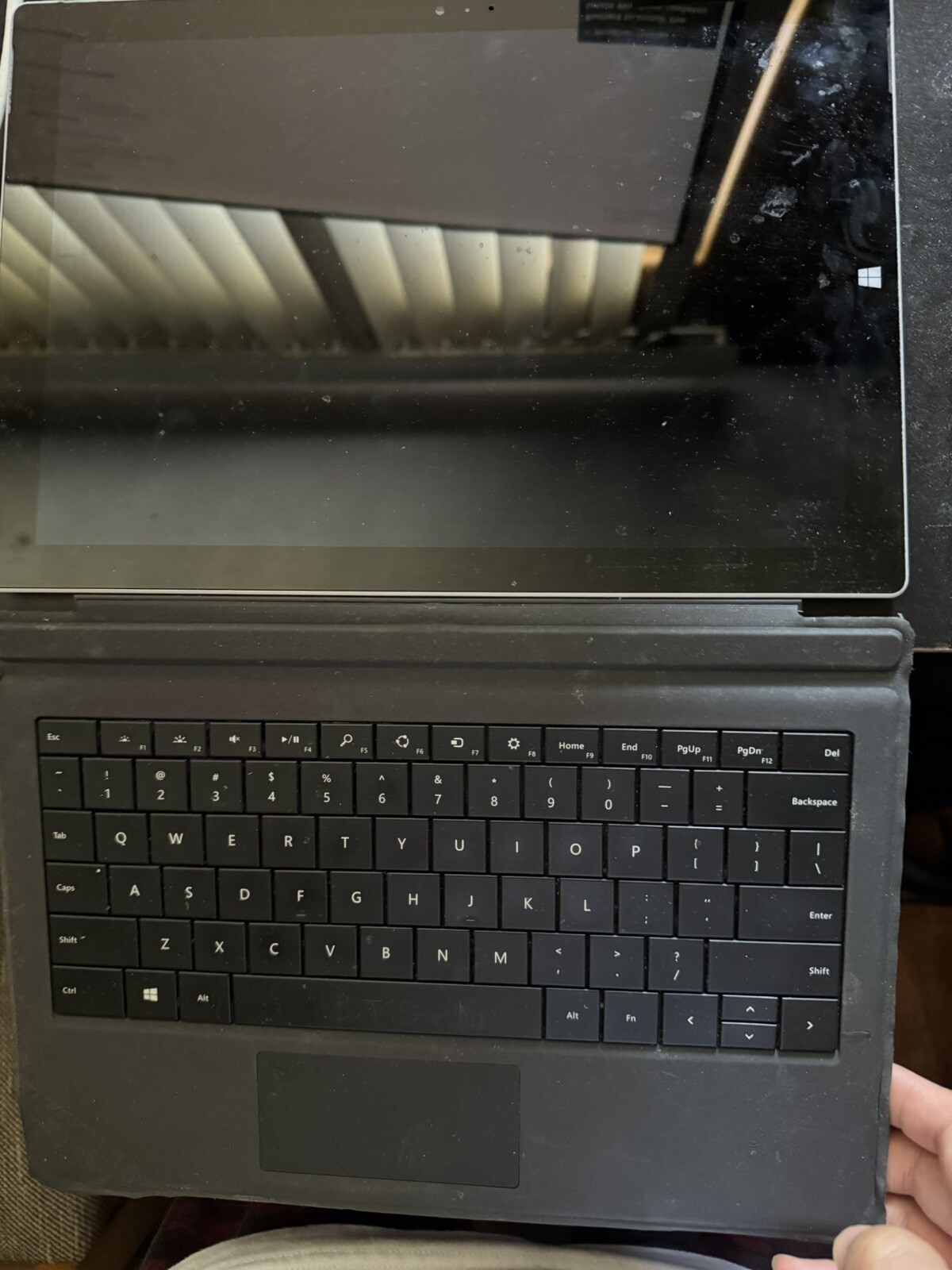 Microsoft Surface Pro 3 i7-4650U 256GB SSD 8GB RAM (Touchscreen Issue)