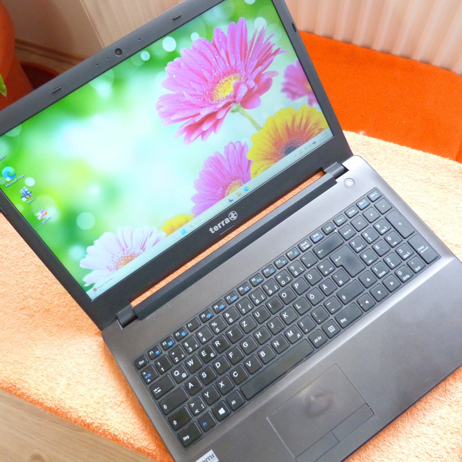 Terra Wortmann 1513 15″ HD Multimedia l 120GB SSD Windows 11 l HDMI USB3