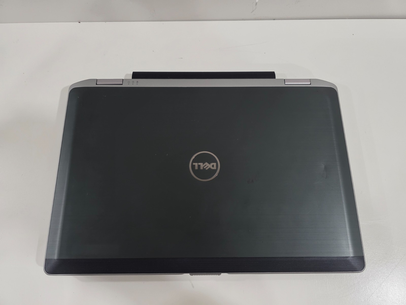 Dell Latitude E6530 Intel i5-3340M 4GB NA