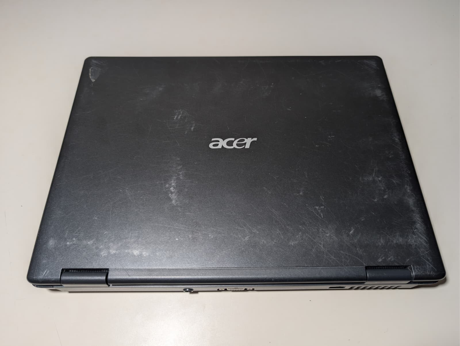 15″ Acer Aspire 5515 | AMD Athlon 2650e 3GB RAM 160GB HD | Win XP Pro 32-Bit DVD