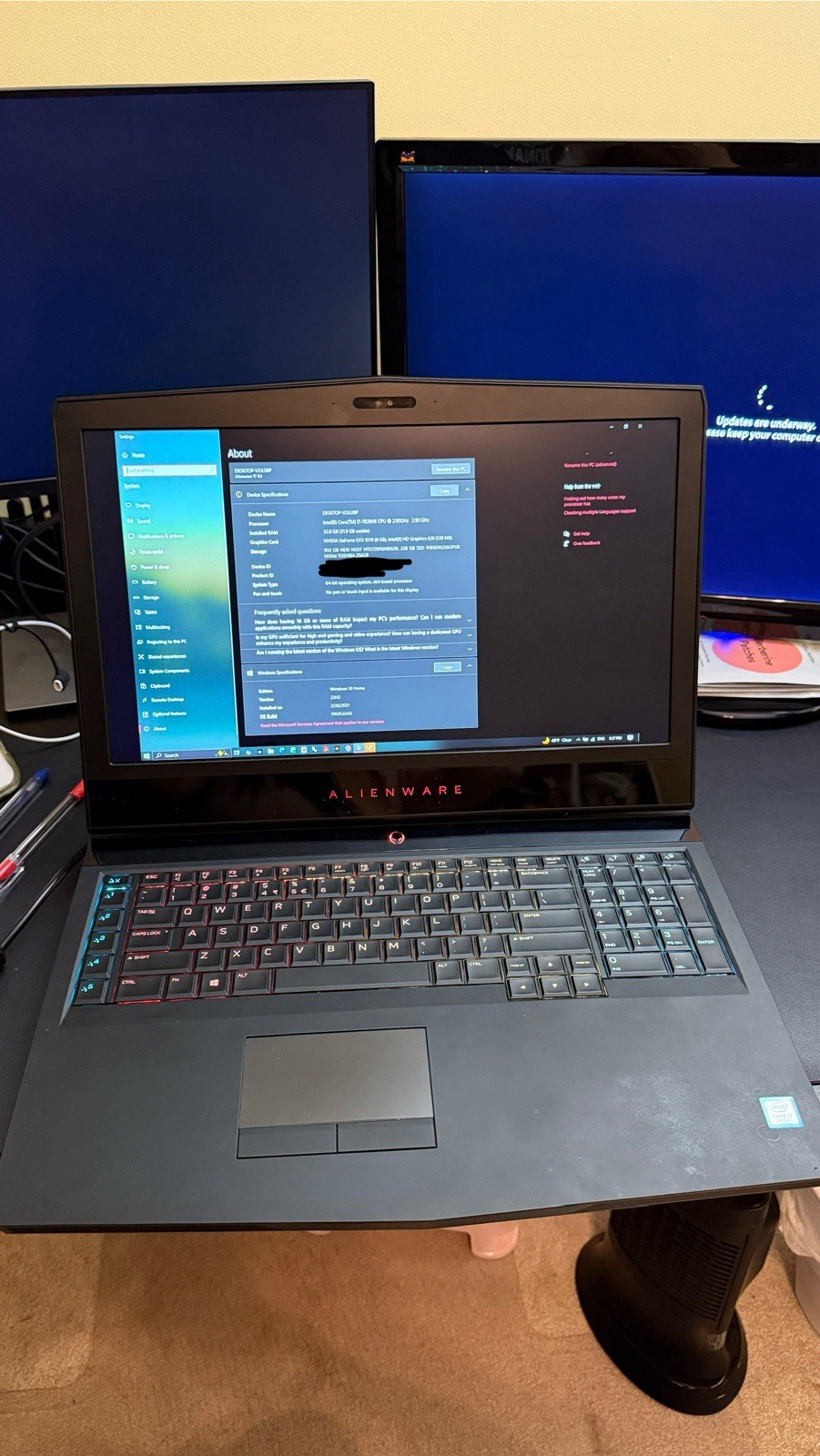 Alienware 17 R4 Gaming Laptop Intel Core i7 32GB RAM GTX 1070 17″ HDD+SSD Win10