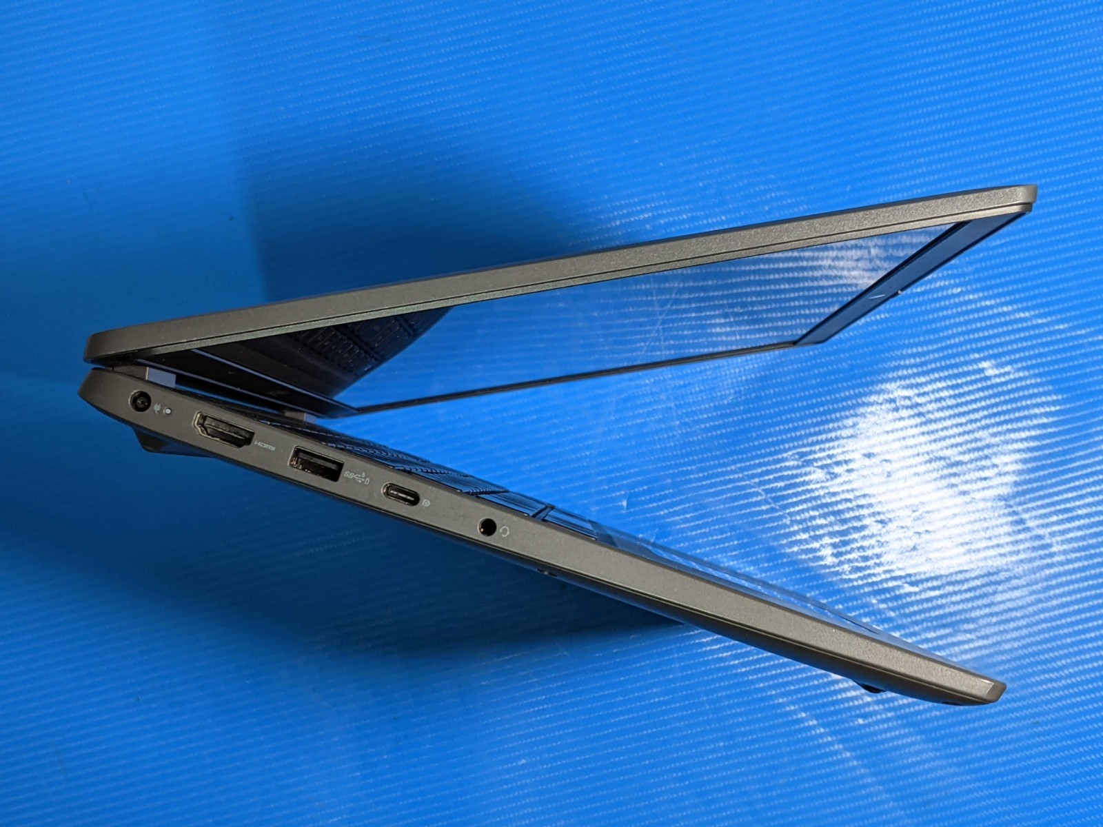 Dell Latitude 3550 15.6″FHD Intel i7-1355U 1.7GHz 16GB 512GB SSD W11Pro +Charger
