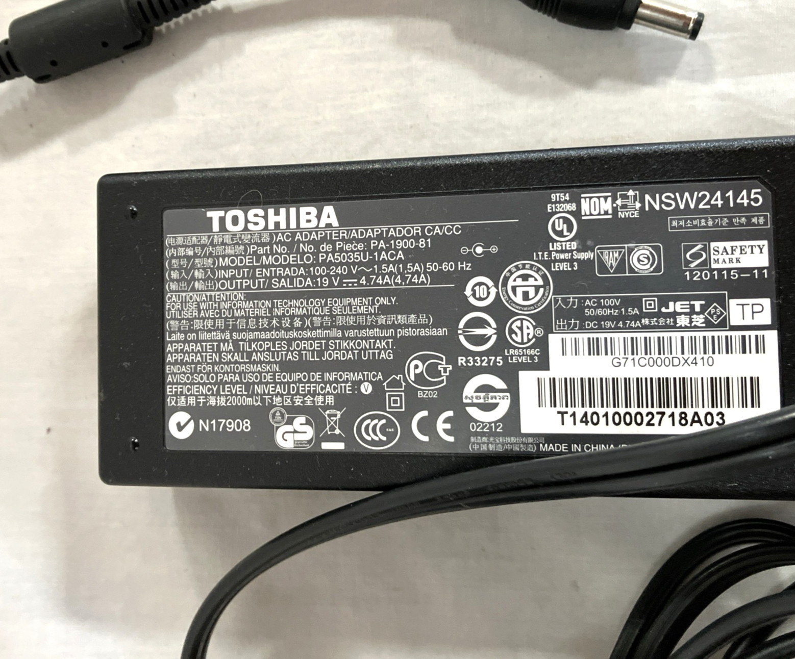 Toshiba Satellite S55T-A5389 15.6” Laptop Intel 2.40GHz 8GB RAM 699GB HDD
