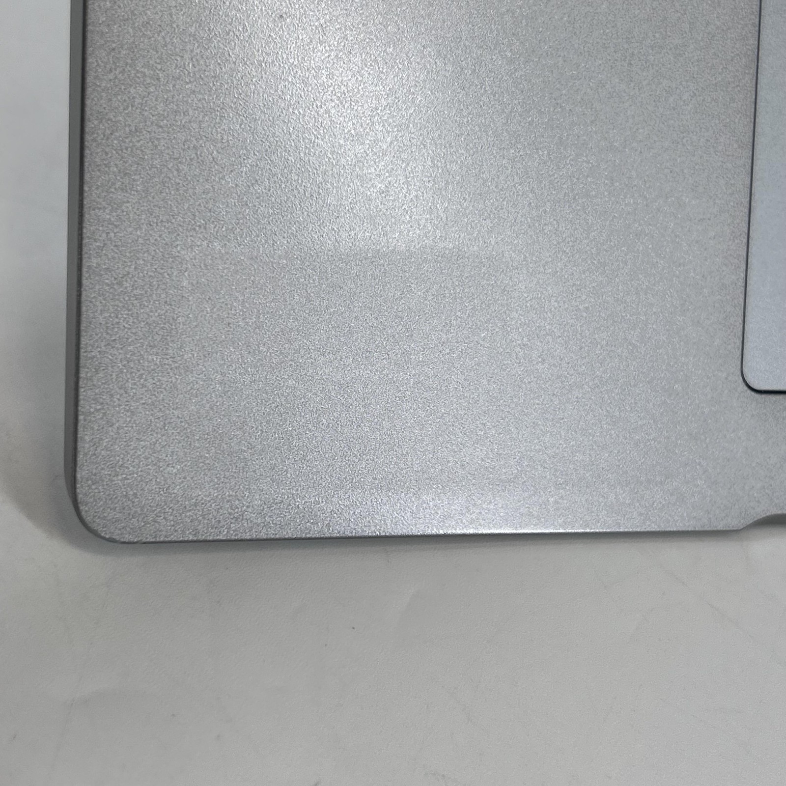 Dell Latitude 5540 15.6 FHD 1.9GHz i7-1370P 16GB 512GB SSD Very Good WHITE SPOTS