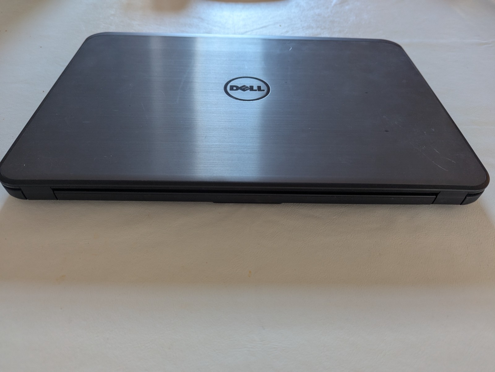 Dell Latitude 3540 i3-4005U 1.7GHz 4GB RAM 500G HDD Win10 w/ Cord