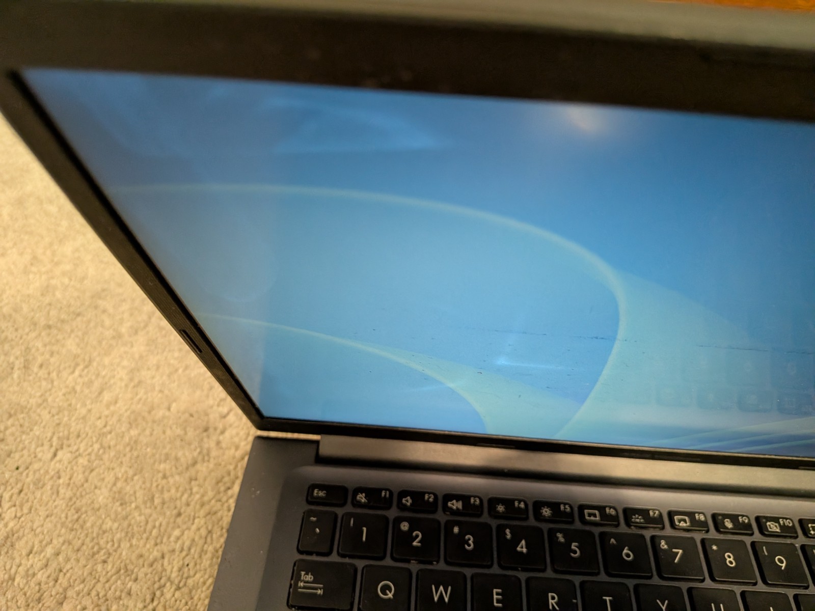 ASUS VivoBook 14 Laptop – Ryzen 5 4600H 16GB RAM 500GB SSD + Charger (see desc)