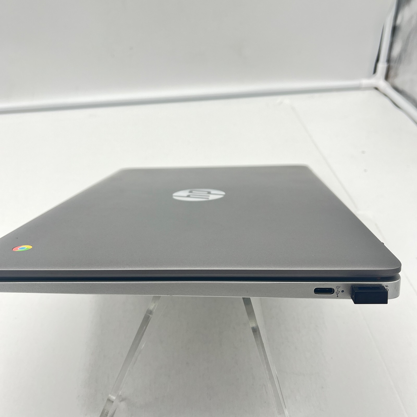 HP Chromebook 14″ FHD, 1.1GHz Celeron, 4GB RAM SDRAM, 64GB eMMC 14a-NA0023CL