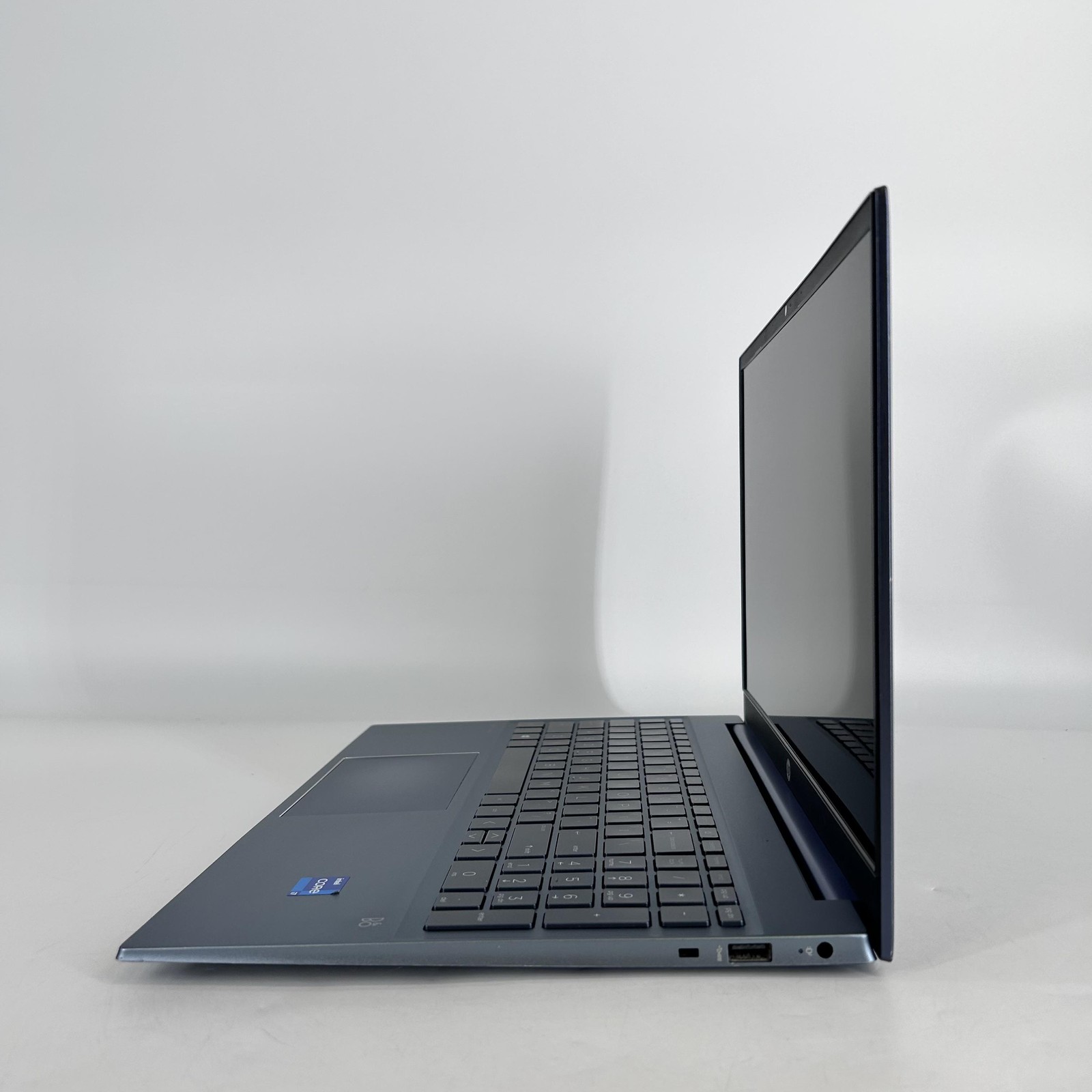 HP Pavilion 15 Blue FHD TOUCH i7-1195G7 2.90GHz 16GB RAM 512GB SSD Good