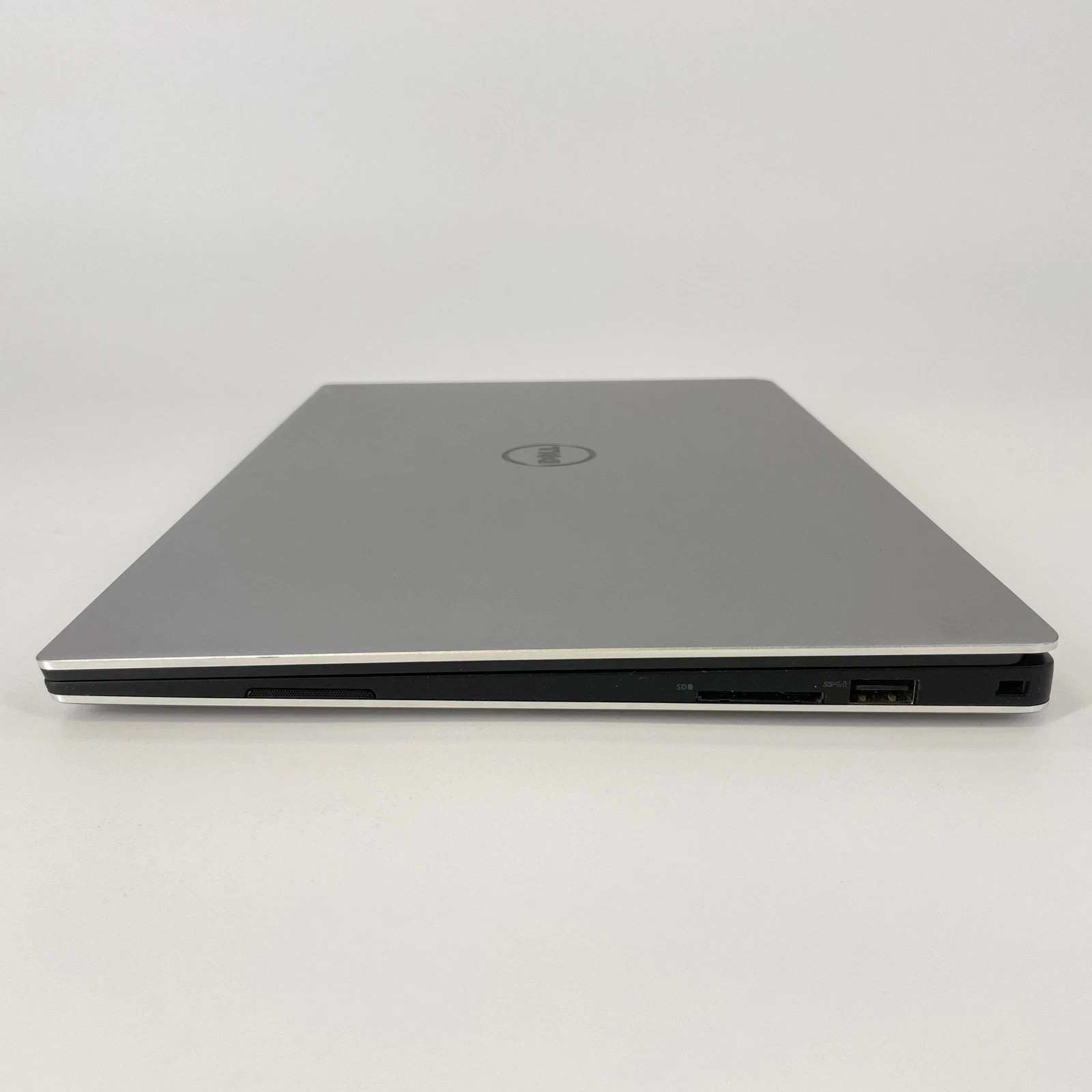 Dell XPS 13 9360 13.3” FHD Laptop Intel i7-7560U 8GB RAM 256GB NVMe Win11 Pro