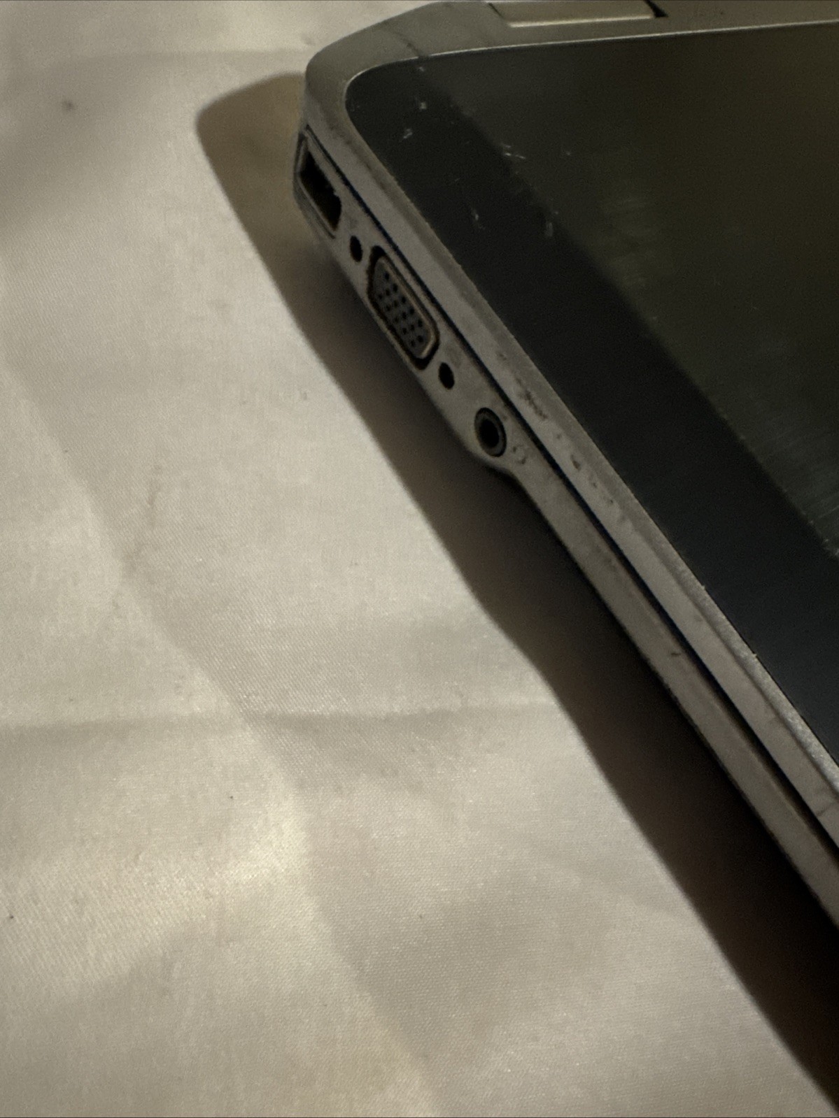 Dell Latitude E6420 UNTESTED – SOLD FOR Parts Latitude E6420