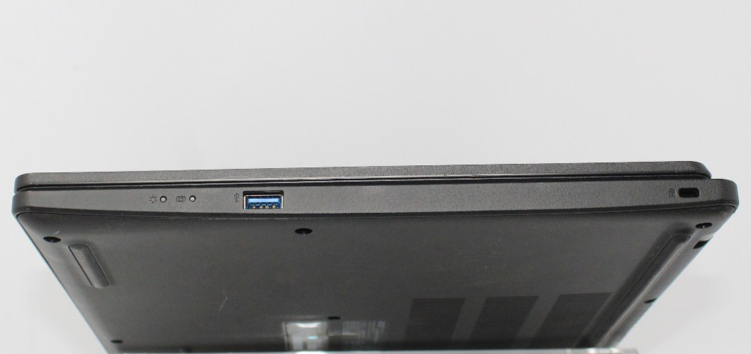 Acer TravelMate P215-53 i5 1135G7 @ 2.4 GHz 512 GB 16 GB Windows 11 Pro