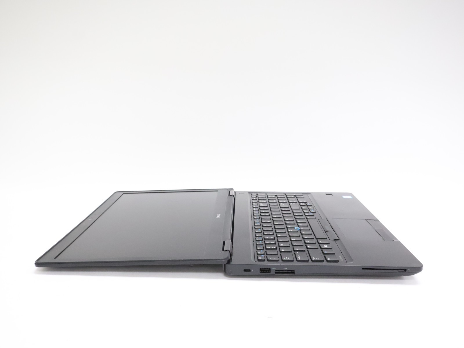 Dell Latitude 5580 Intel Core i7-7820HQ 2.90GHz 16GB RAM 240GB – NO BATTERY