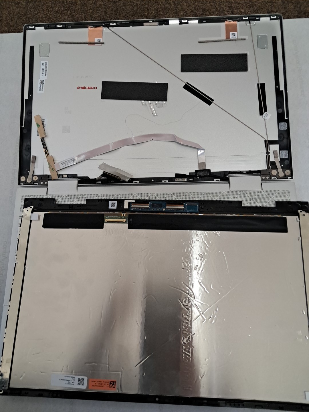 HP ENVY x360 2-in-1 15M-ED0023DX 15.6″ FHD Touch i7-1065G7 Broking Screen