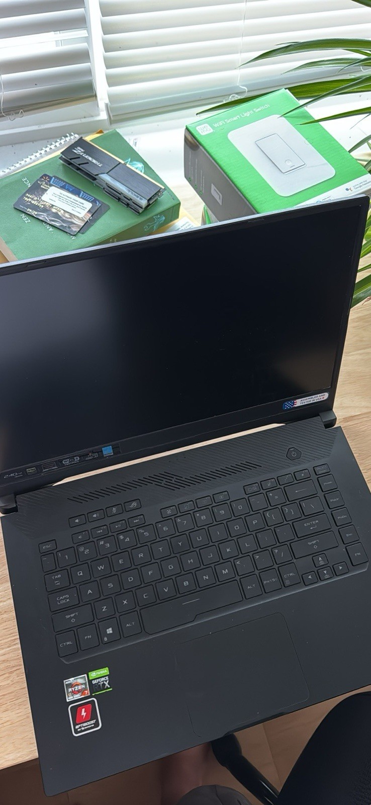 ASUS ROG Zephyrus G15 RTX 2060 Max Q Ryzen 7 Gaming Laptop GA502IV-XS76