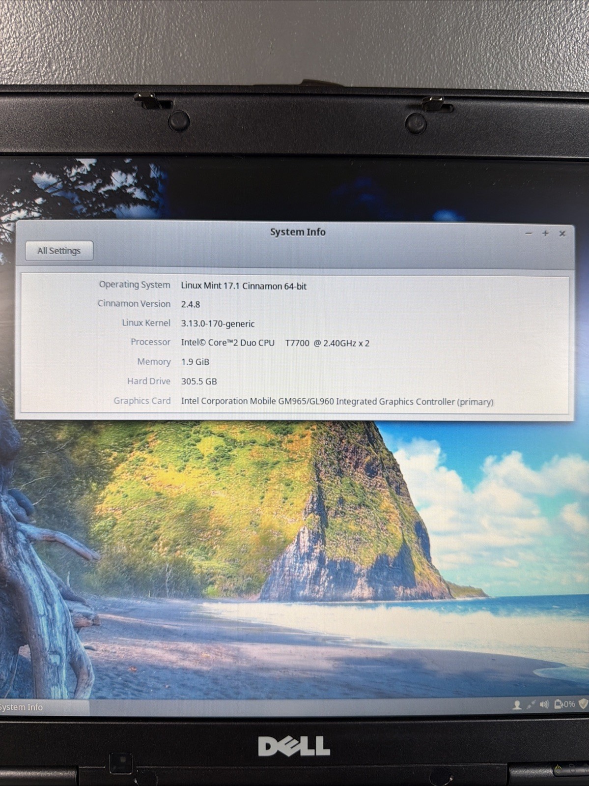 Dell Latitude D830 15.4″ Laptop Core 2 Duo 2.4GHz 305.5 HDD Linux Mint 17.7