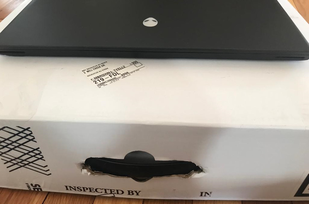 Alienware – m15 R4 15.6″ FHD Gaming Laptop i7-16GB RAM – RTX 3070 – 512 GB SSD