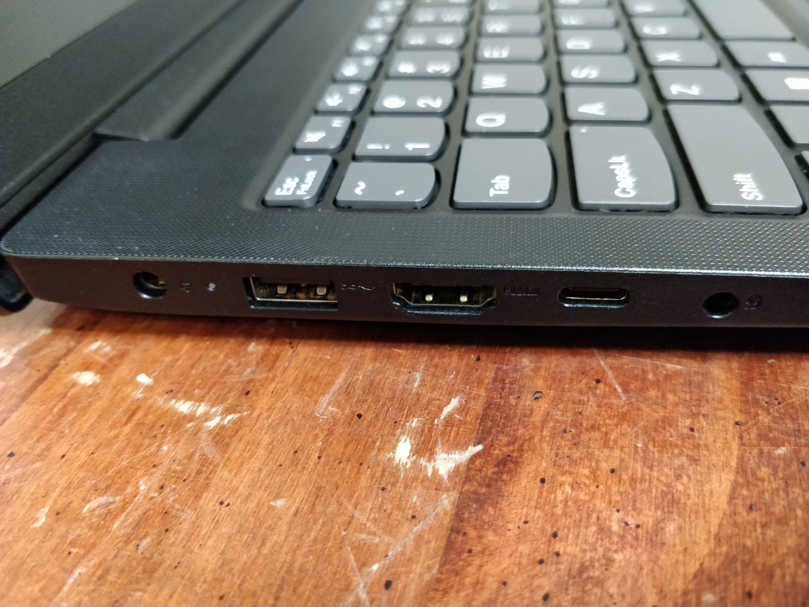 LENOVO LENOVO V15 G4 ABP AMD RYZEN 5 5500U@2.10GHz 8GB RAM NO DRIVE PART 8580