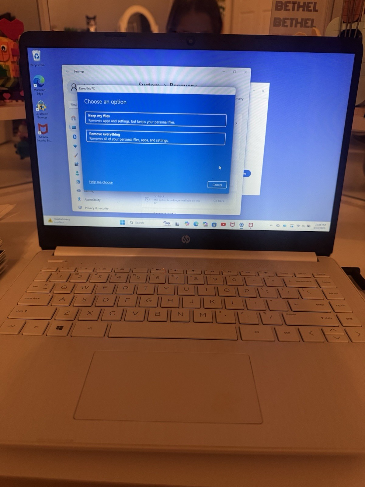 HP 14DQ0052DX 14″ (64 GB, SSD, Intel Celeron N, 1.10 GHz, 4 GB) Personal Laptop