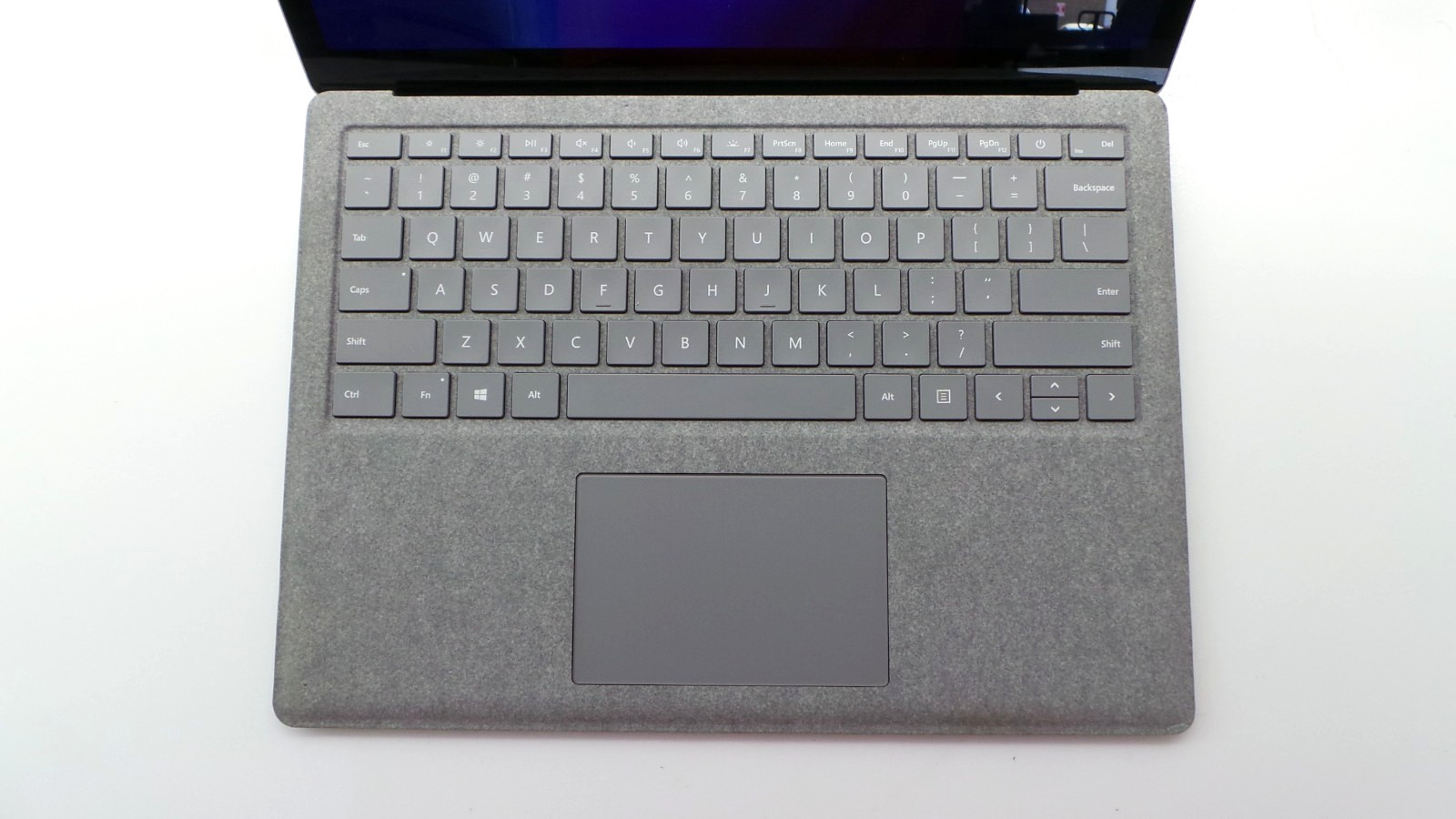 Microsoft Surface Laptop 2 | 13.5″ Touch | i7-8650U 1.90GHz 16GB RAM 512GB SSD