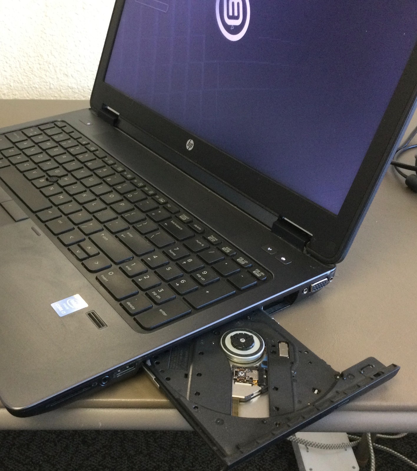 HP ZBook 15 G2 360GB SSD 16GB Intel Core i7-4710MQ 2.50GHz Linux Mint 22.3 OS