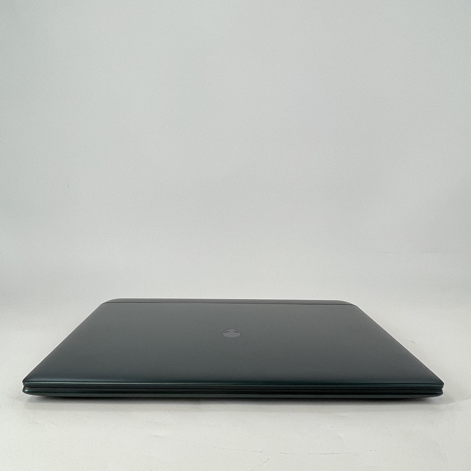 Dell Alienware 18 Area-51 300Hz QHD+ 2.7 GHz Ultra 9 275HX 64GB 2TB/2TB RTX 5090
