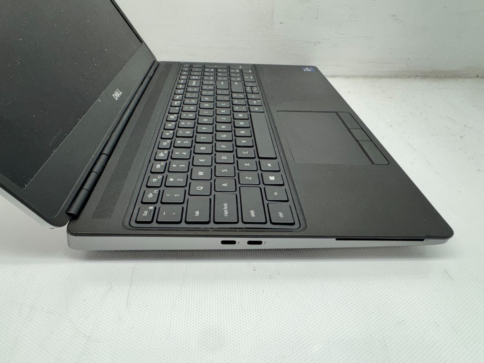 Dell Precision 7560 15.6″ Laptop i9-11950H@2.60GHz 32GB 1TB SSD RTX A4000 *READ*