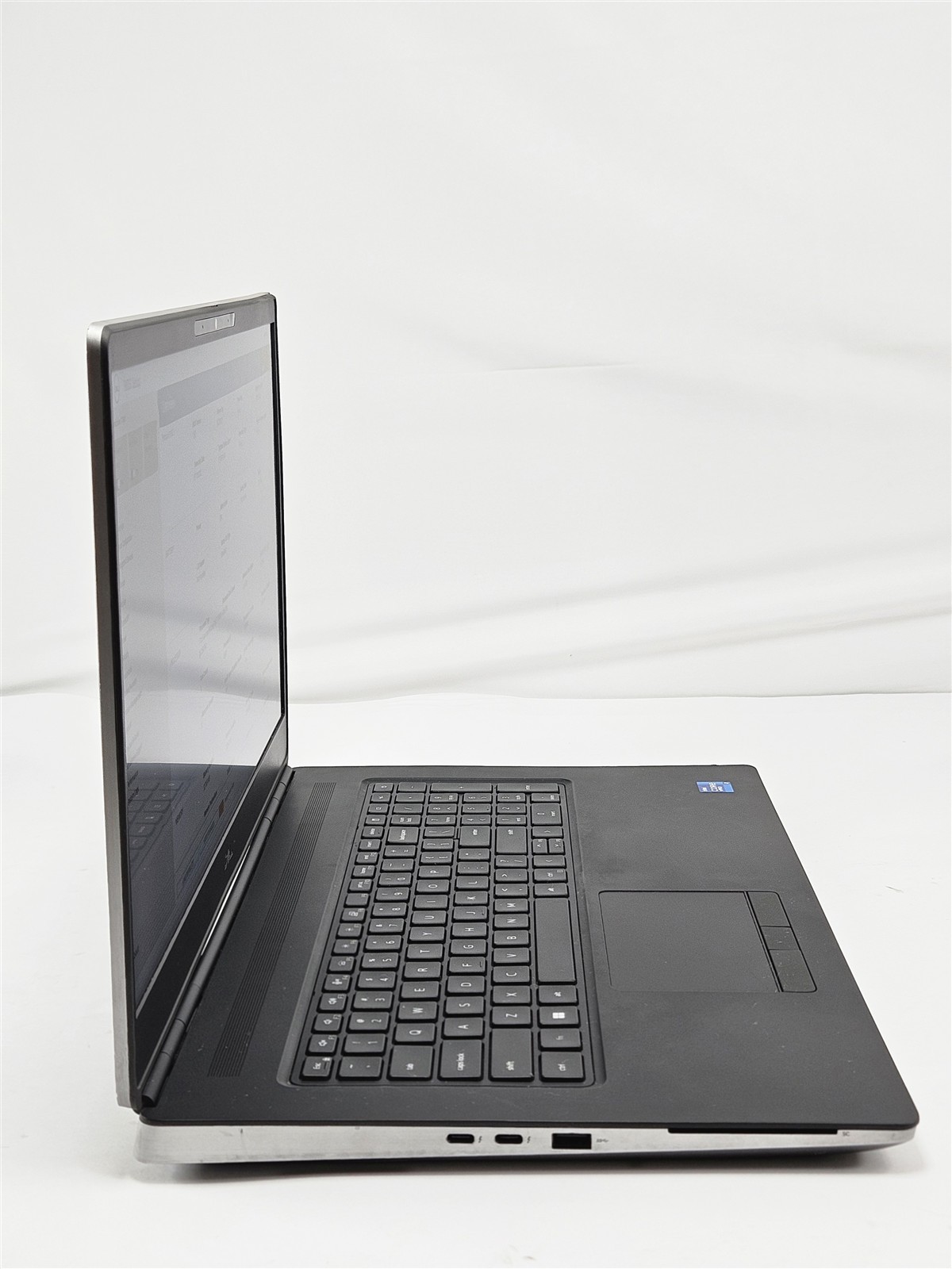 Dell Precision 7760 17.3″ i7-11850H 32GB 512GB SSD NVIDIA RTX A3000 Workstation