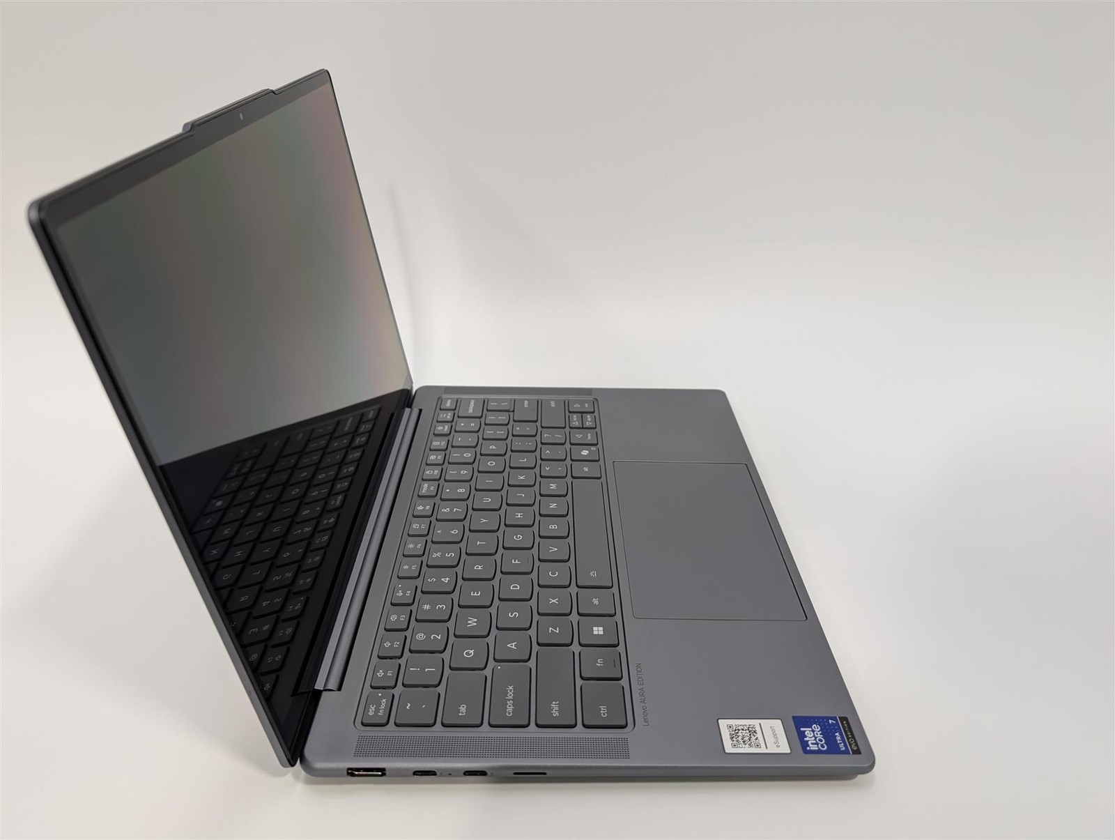 Lenovo Slim 7 14″ Core Ultra 7 258V 32GB 1TB SSD Arc Luna Grey Used-Very Good