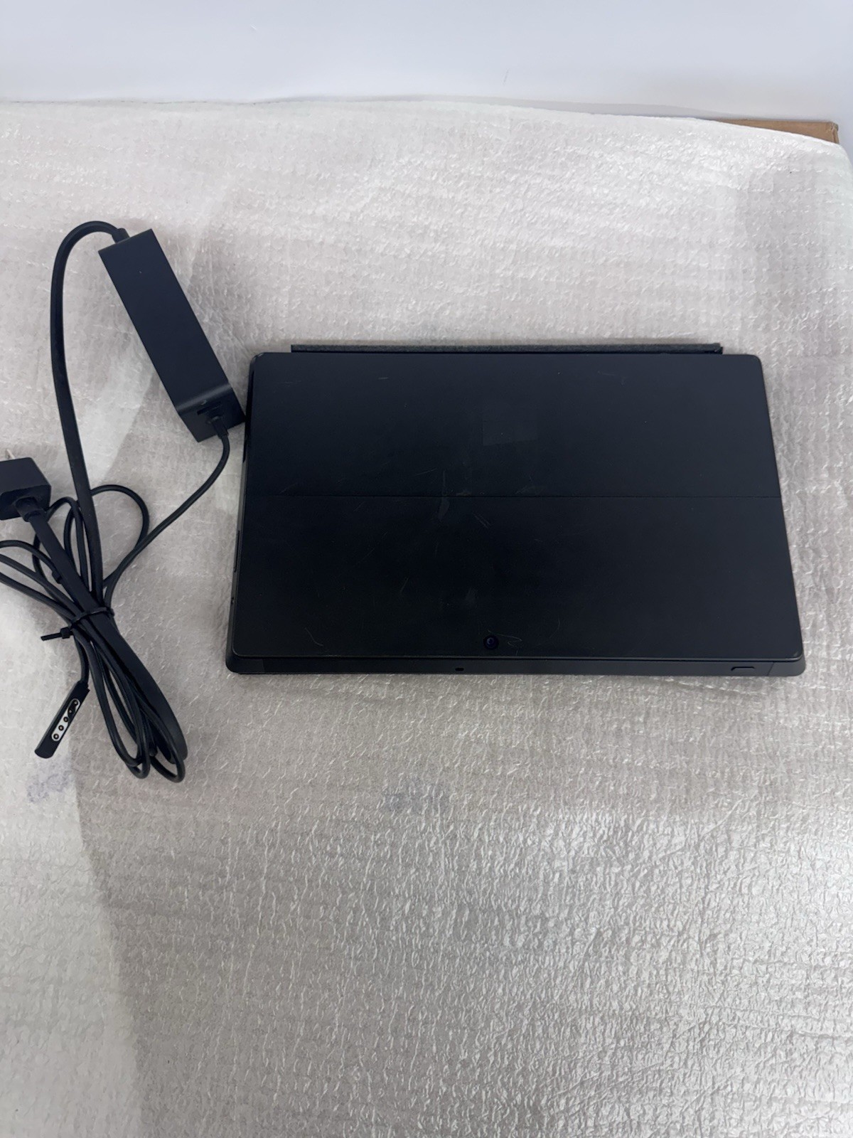 Microsoft Surface For Parts. Doesn’t Power Up. Oem Charger Included.